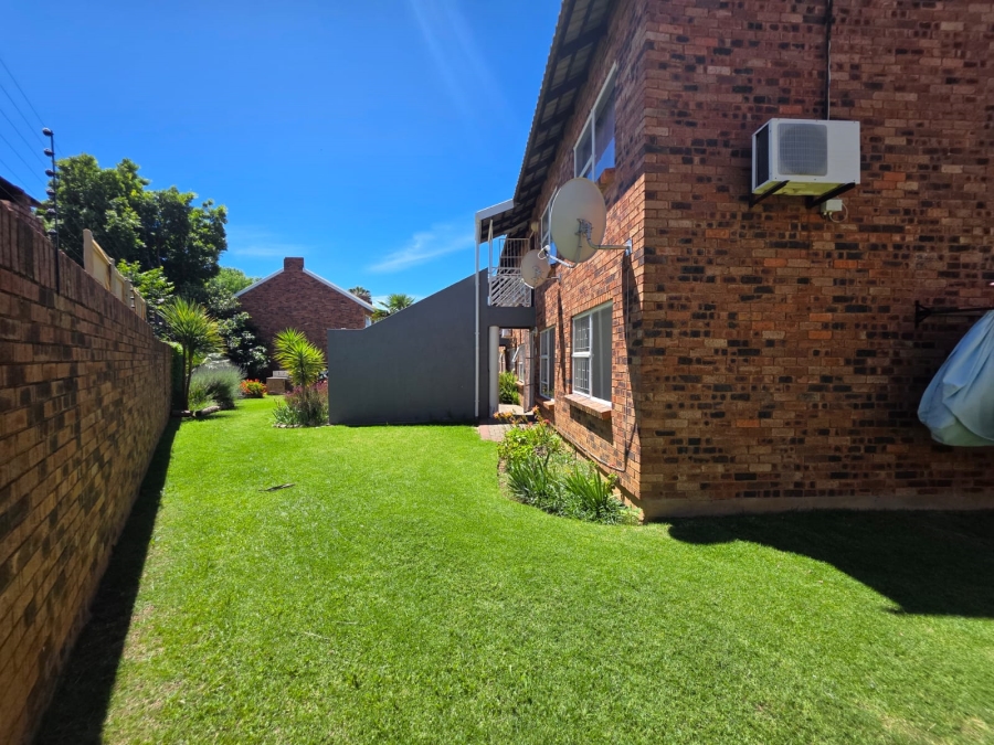 To Let 2 Bedroom Property for Rent in Pellissier Free State